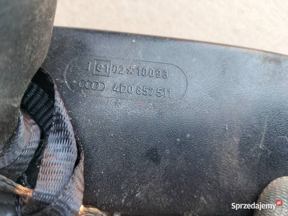 AUDI A4B5 A4 B5 4D0857511 LUSTERKO WEWNĘTRZNE Kamień-Kolonia