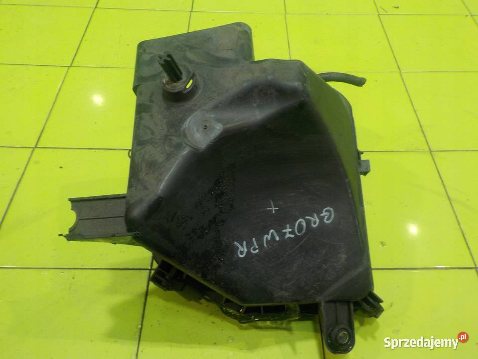 LEXUS IS II 22 D 07r SEDAN 4D obudowa filtra mazowieckie sprzedam