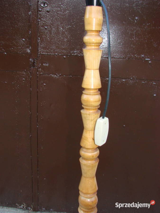 drewniana lampa podłogowa PRL Pruszcz Gdański