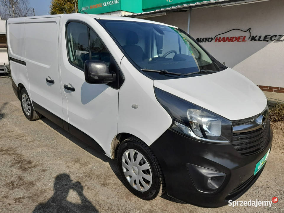Opel Vivaro Nawigacja czujniki parkowania wspomaganie kierownicy