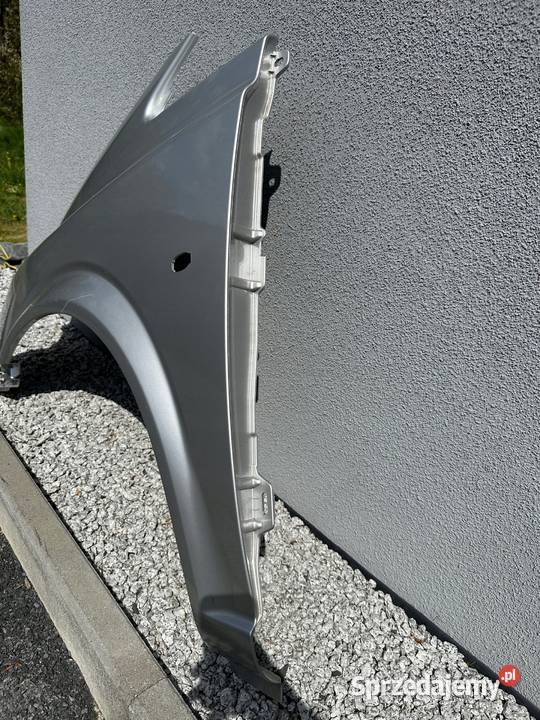 Błotnik prawy Mercedes VIANO W639 srebrny dolnośląskie Mirsk sprzedam