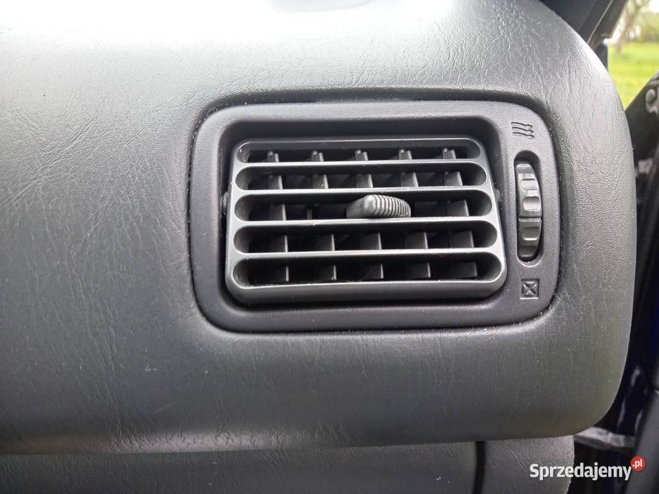 Kratki nawiewu boczne Corolla E11 Sandomierz