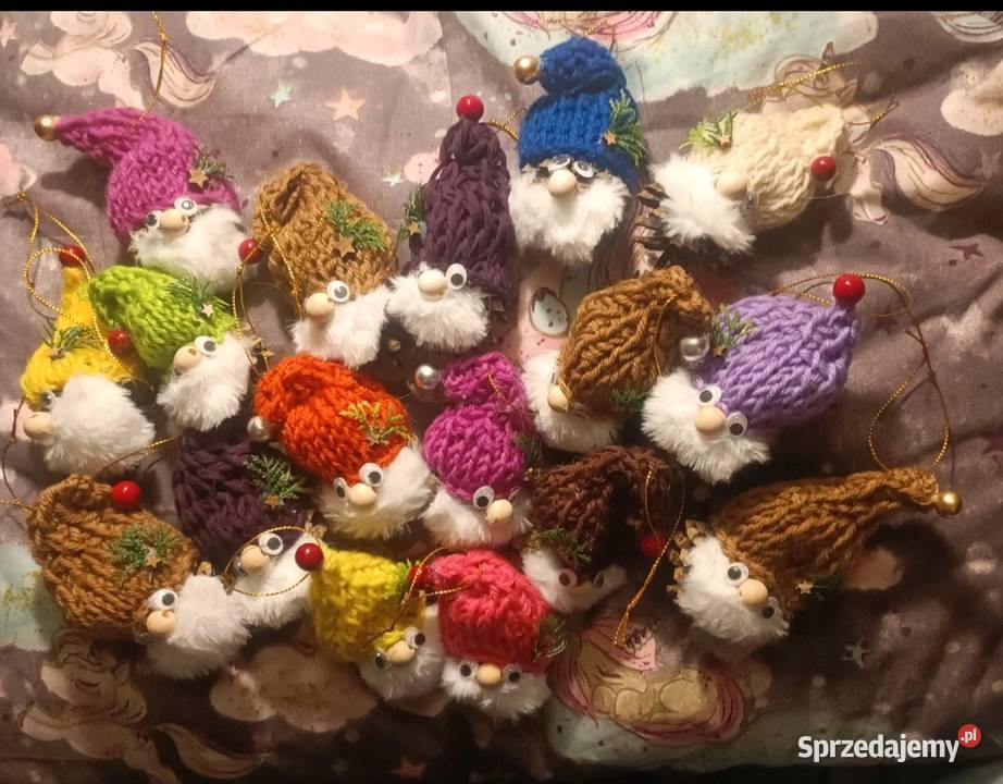 Świąteczne szyszkowe mikołajki