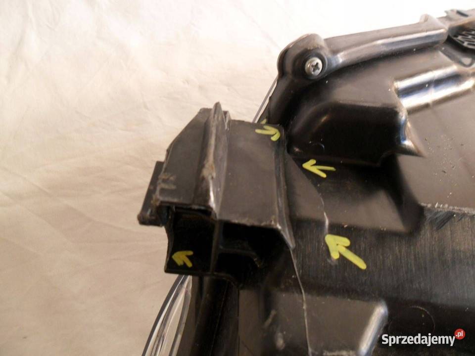 Reflektor Przód strona prawa Toyota CHR I wielkopolskie