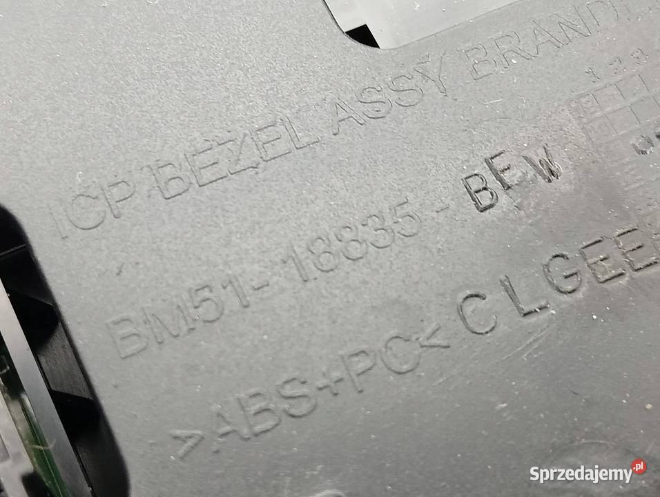 RADIO KONSOLA ŚRODKOWA BM5118835BF Ford Focus osobowe świętokrzyskie