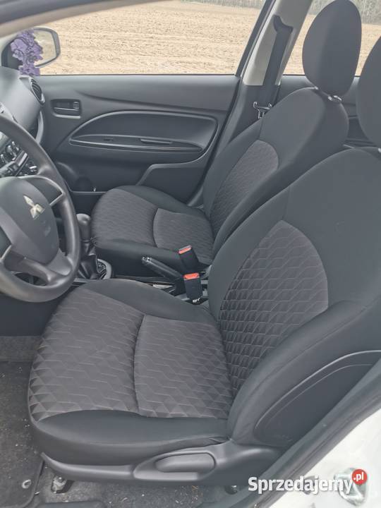 Mitsubishi Space Star welurowa tapicerka Czarnków