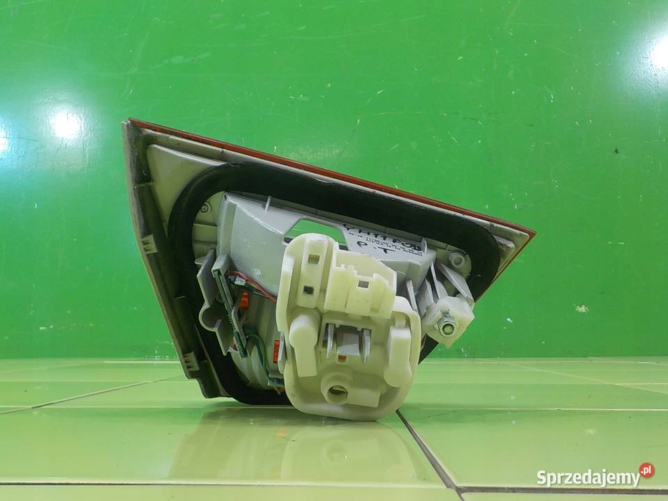 BMW 3 E90 LIFT 20 D 11r SEDAN 4D lampa prawa tyl osobowe Suków