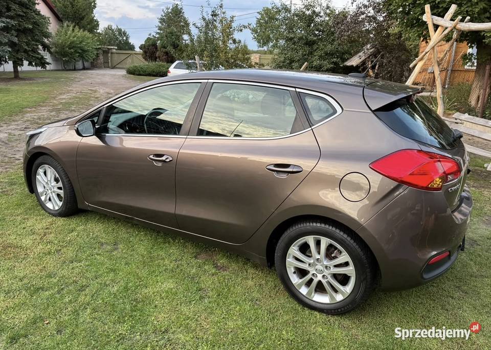KIA CEED 16 GDI 135 AUTOMAT SPIRIT KAMERA NAVI nieuszkodzony