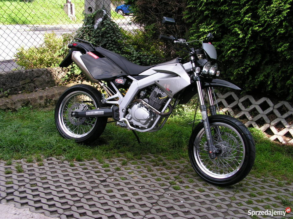 DERBI SENDA 125 SM supermoto 50 yamaha wr dt xt