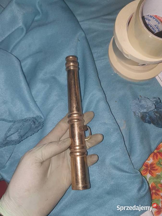 Część instrumentu stara armatka lufa na proch Warszawa