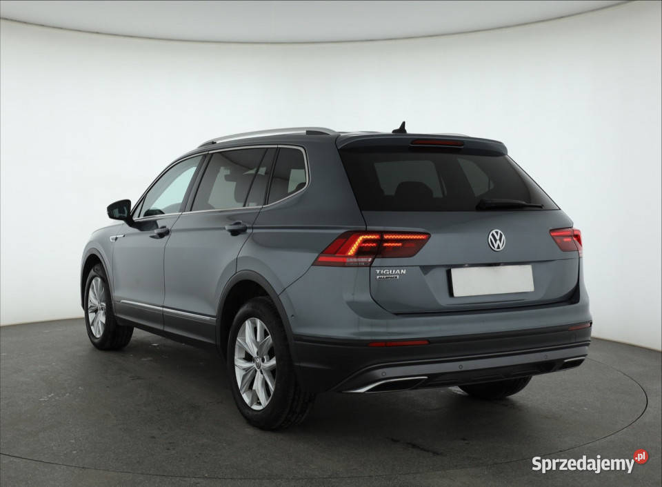VW Tiguan Allspace 15 TSI relingi dachowe Piaseczno