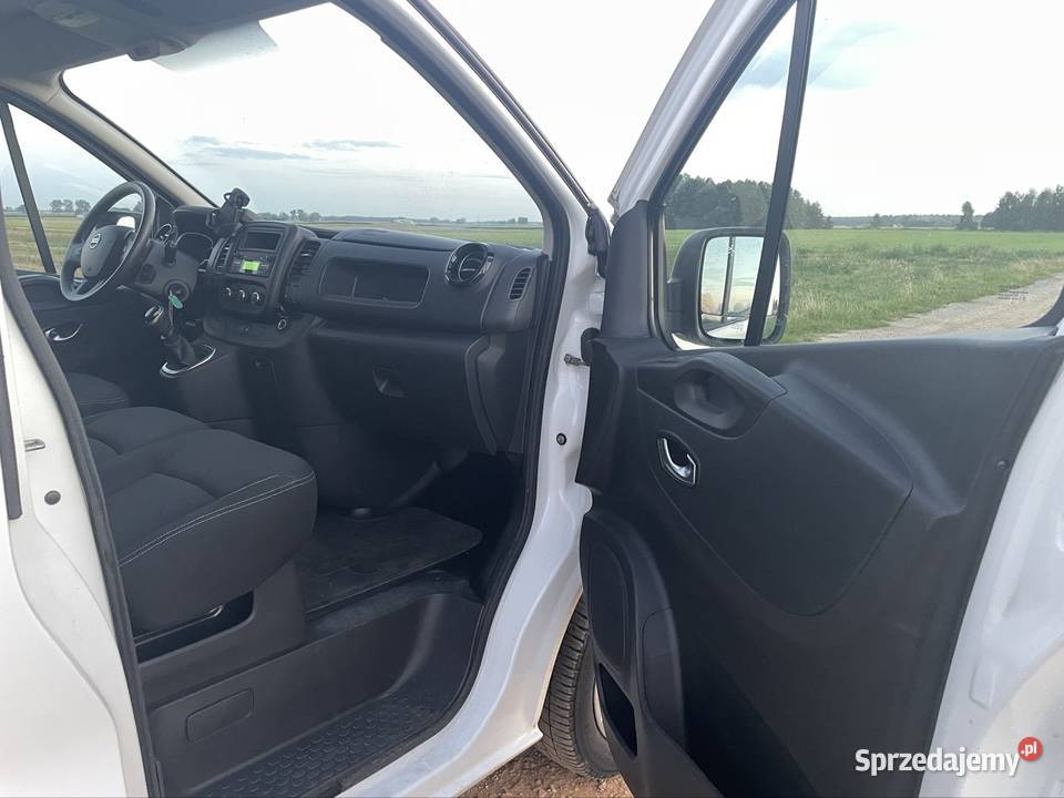Nissan NV 300