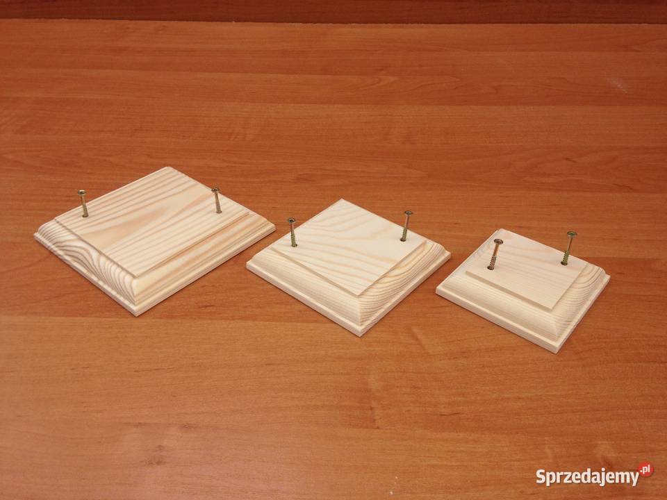 Daszek daszki na słupek drewniany ogrodzenia Sławno