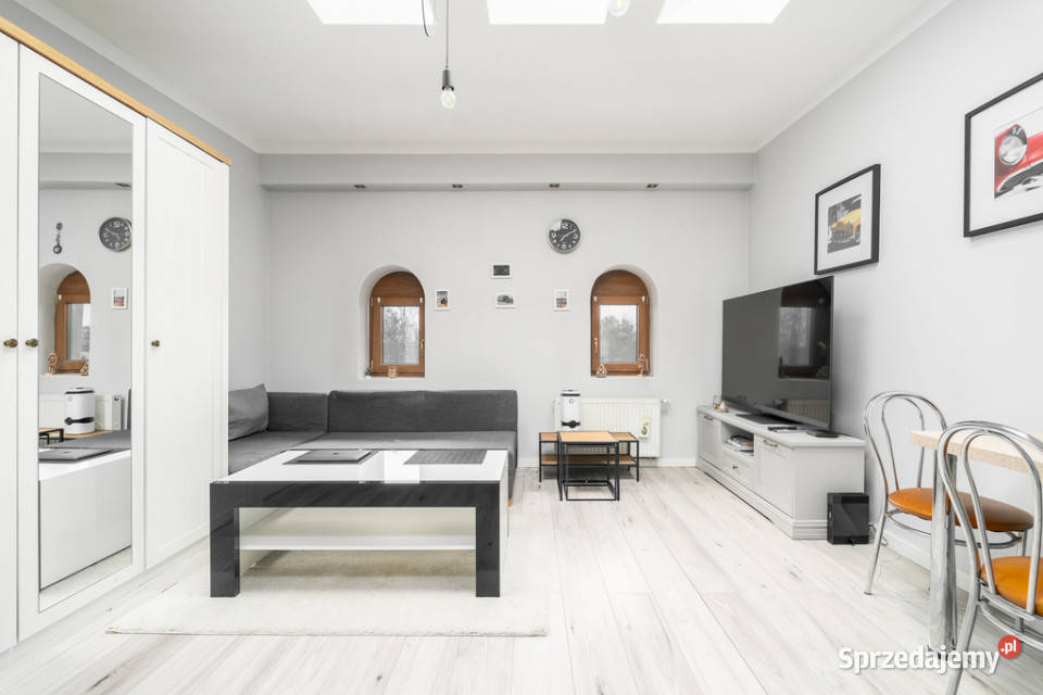 Słoneczna kawalerka 305m2 Jasnych Błoniach Rok budowy 1930