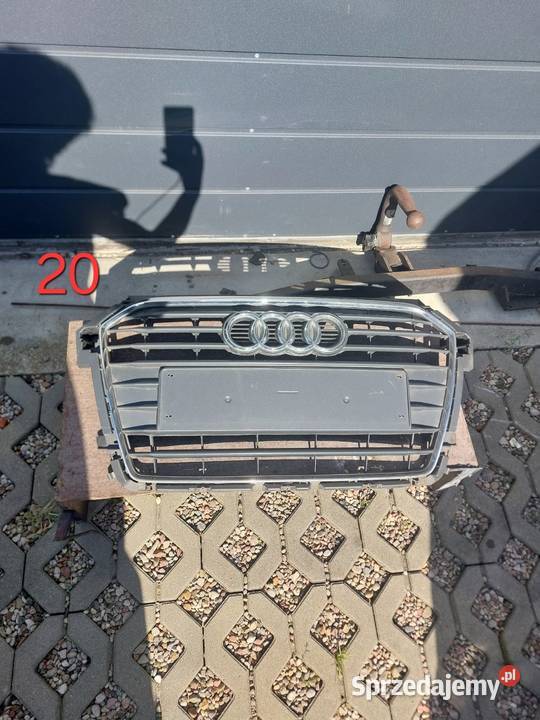 AUDI A1 2015 ATRAPA GRILL ŚRODKOWY CHŁODNICY Wejherowo