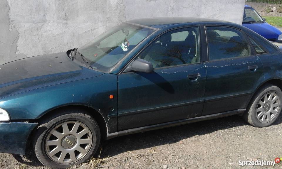 Audi a4 b5 18 benzyna w całości na czesci Sedan / Limuzyna Września