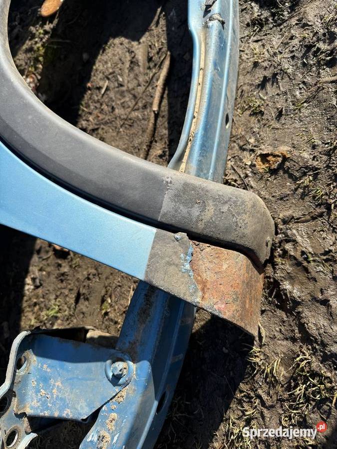 Prawy błotnik przód opel combo C