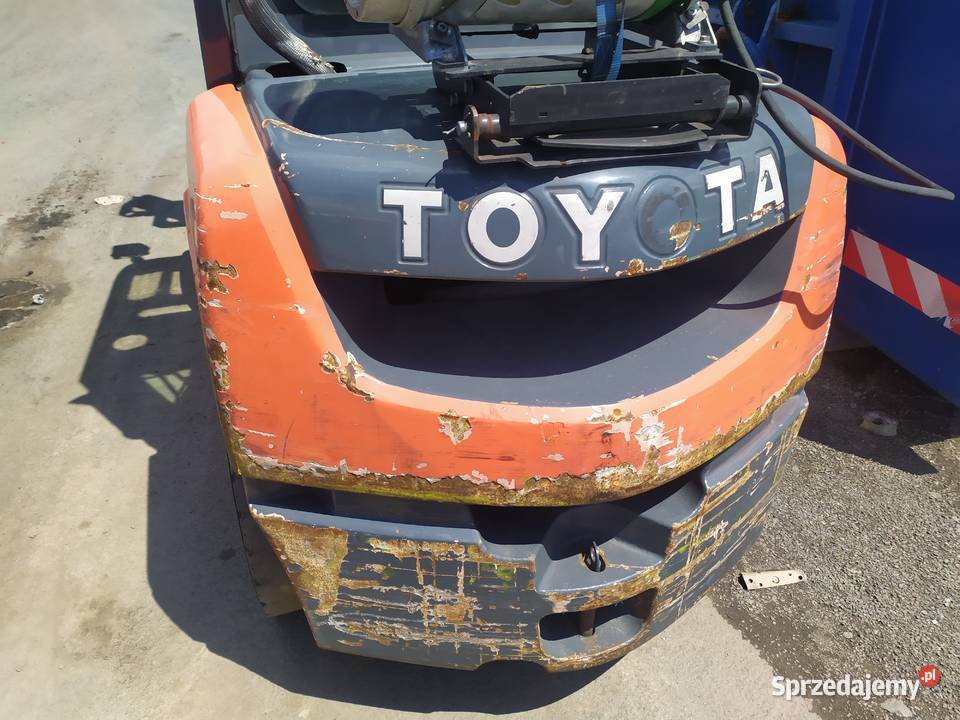 TOYOTA 028FGF30 LPG 2010 Duplex wolny skok Kłodzko
