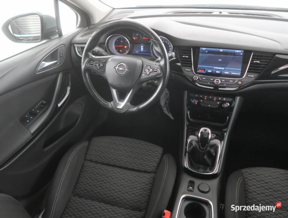 Opel Astra 16 CDTI 81KM Bielany Wrocławskie