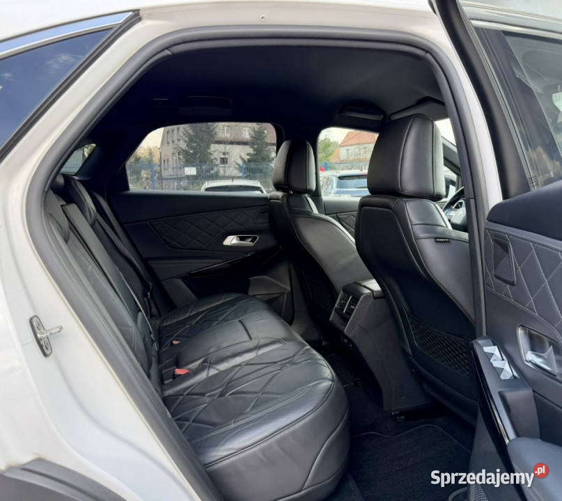 DS Automobiles DS 7 Crossback Rivoli4x4300Full