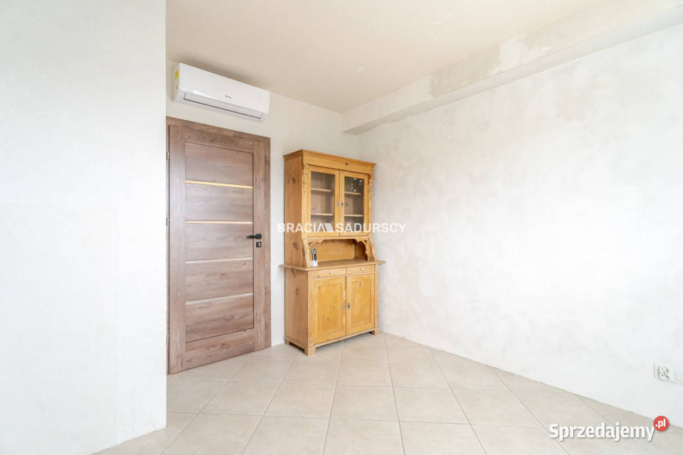 Mieszkanie 518m2 3pok Kraków Liczba pokoi 3