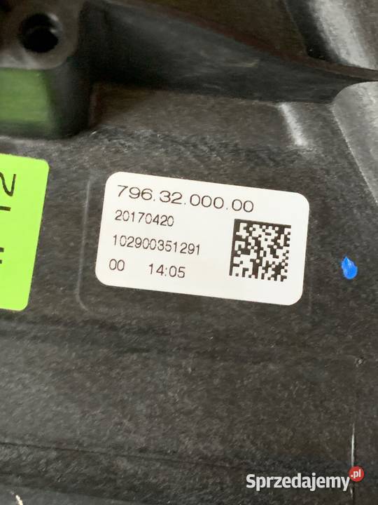Lampa prawa Opel FUL LED 39055746 7963200000 lampy przednie wielkopolskie