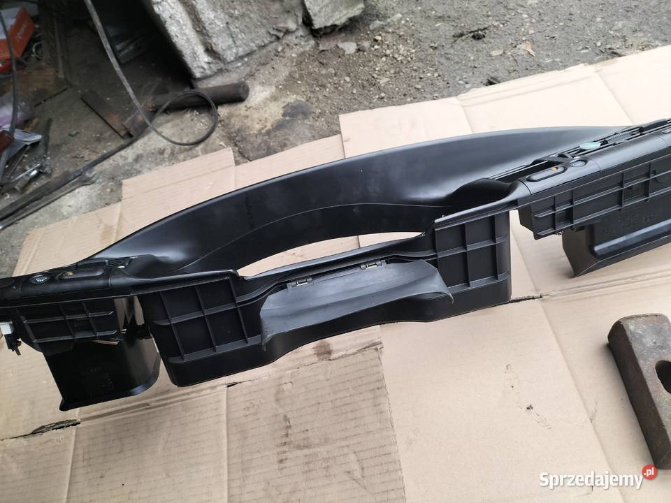 OSŁONA OBUDOWA LICZNIKA ZEGARÓW FORD MONDEO MK 1 Kamień-Kolonia