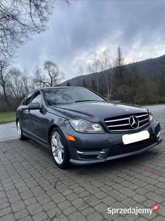 Mercedes C300 2014 35 v6 4matic pakiet AMG aluminiowe felgi Sanok