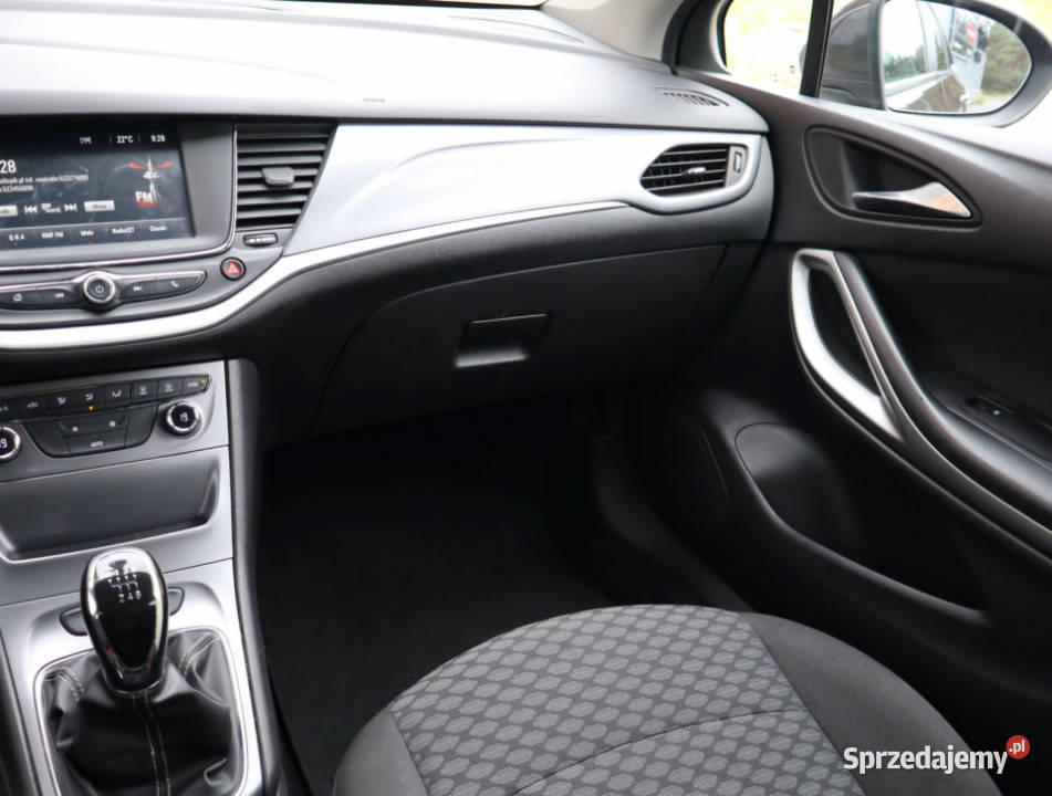 Opel Astra 14 T Piaseczno