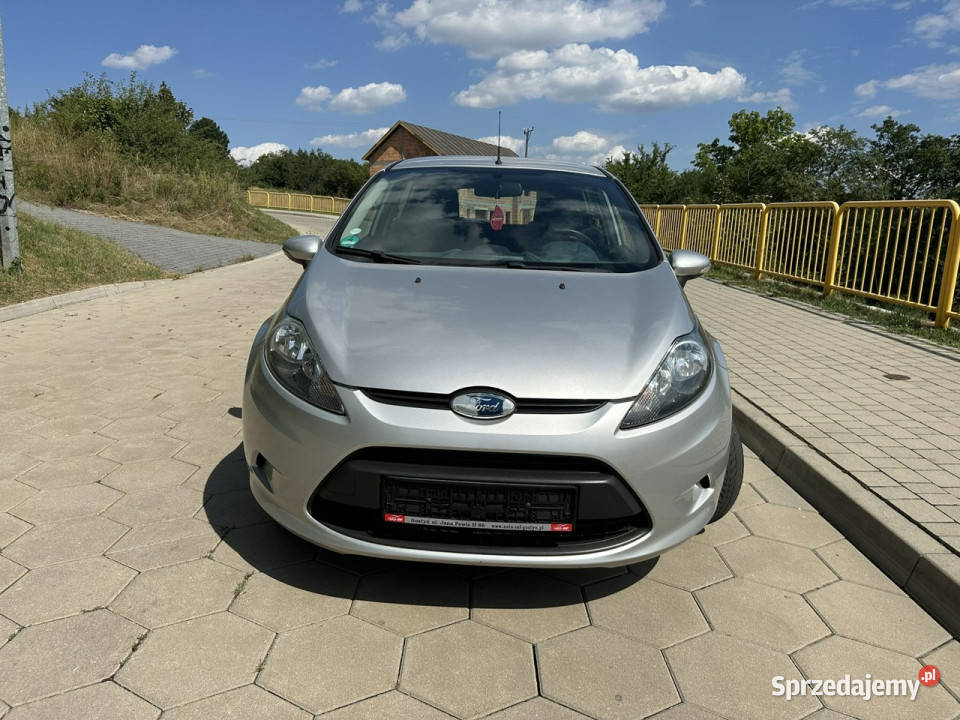 Ford Fiesta Ford Fiesta Opłacony Benzyna Klima Rok produkcji 2010 Gostyń
