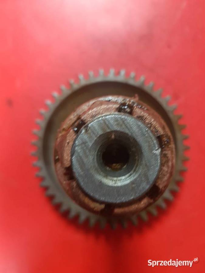 701701252 Wał z kołem zębatym MTZ Sulechów