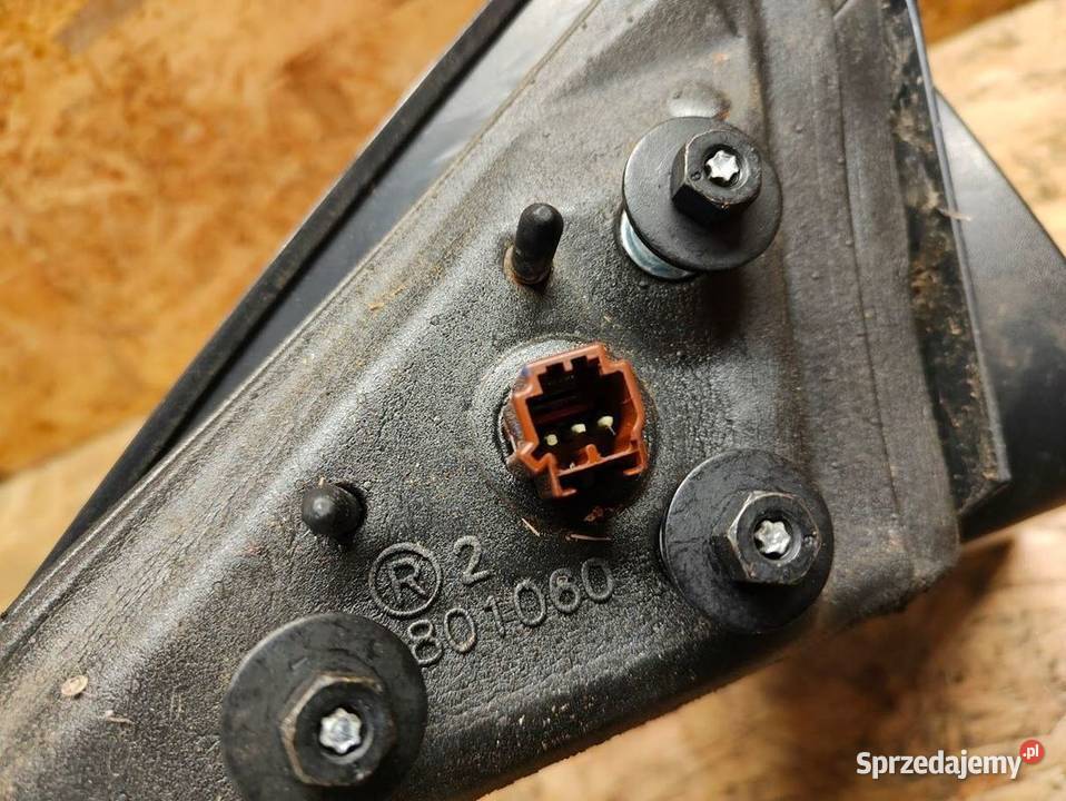 Lusterko Prawe 3 Pin Ford Mustang V 20042014 osobowe Pleszew