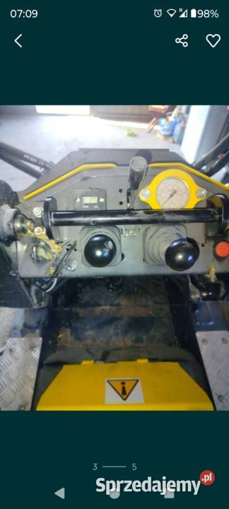 Sprzedam mini ładowarke tur poland n520 Sejny