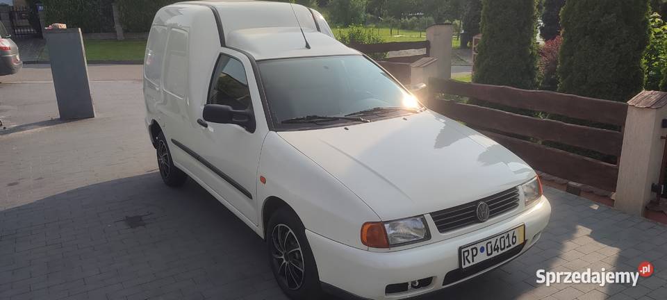 VW CADDY 19 SDI187 ciężarowy z Niemiec Krosno sprzedam