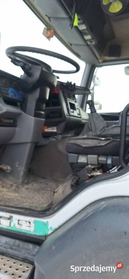 Wywrotka z HDS Renault Kerax 6x4 Euro3