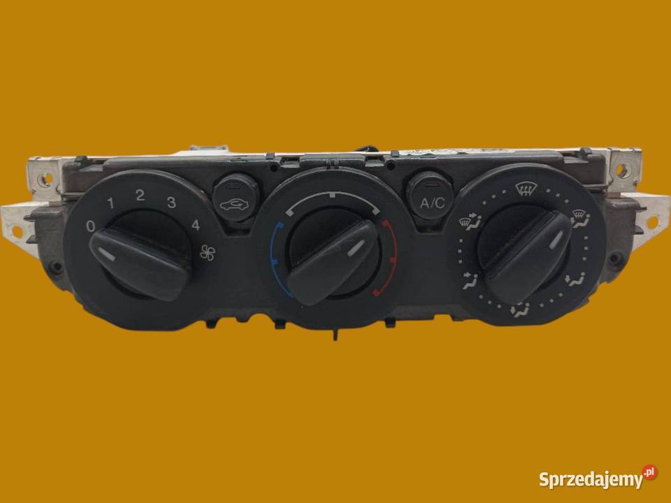 PANEL NAWIEWU 7M5T19980AA Ford Focus Mk2