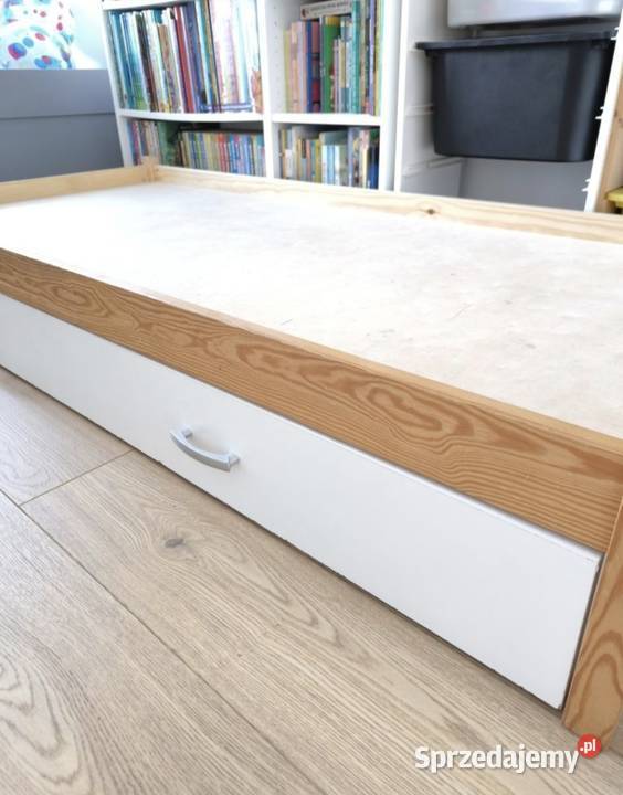 Drewniane łóżko dziecięce sosna 80x190 Pęgów sprzedam