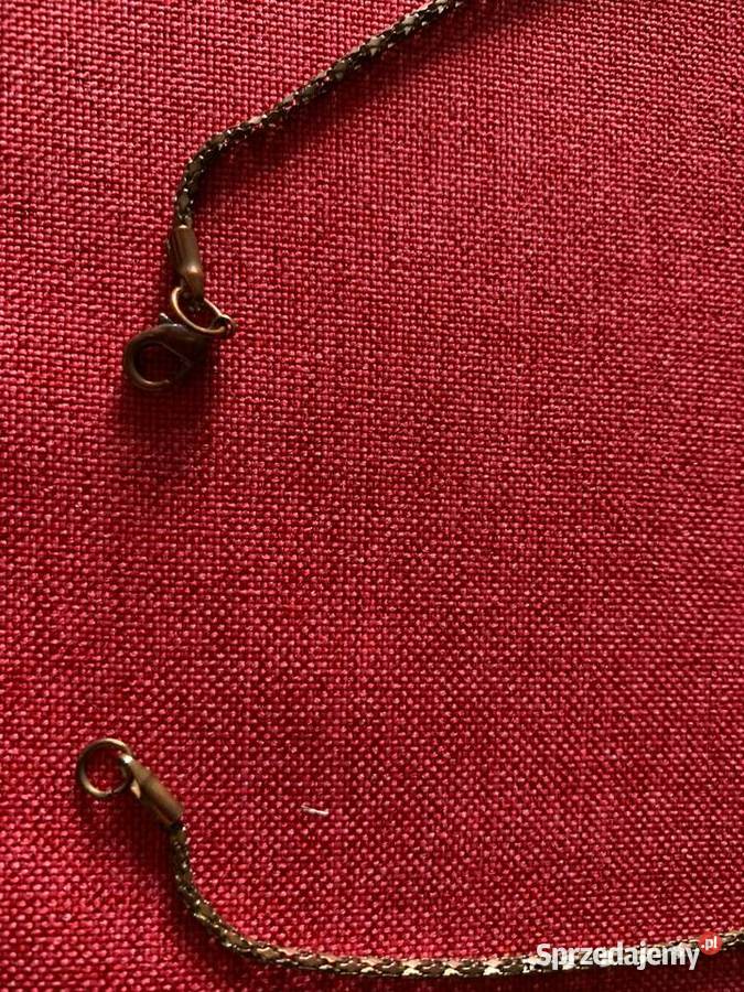 Naszyjnik w kolorze złotym biżuteria sztuczna