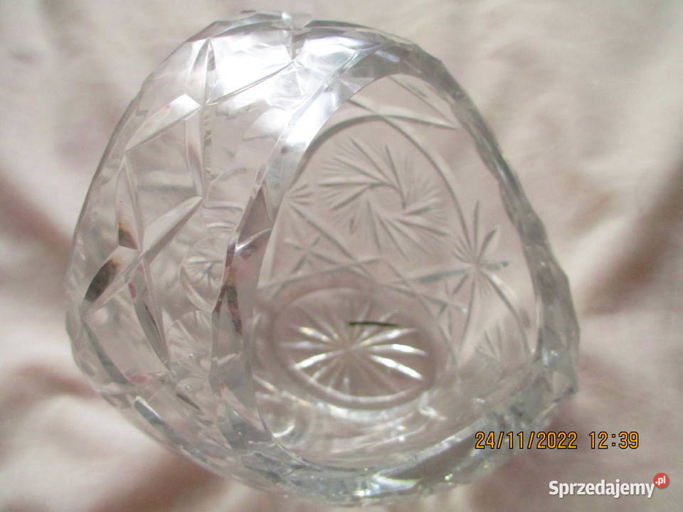 Kryształowy koszyk ze szlifem