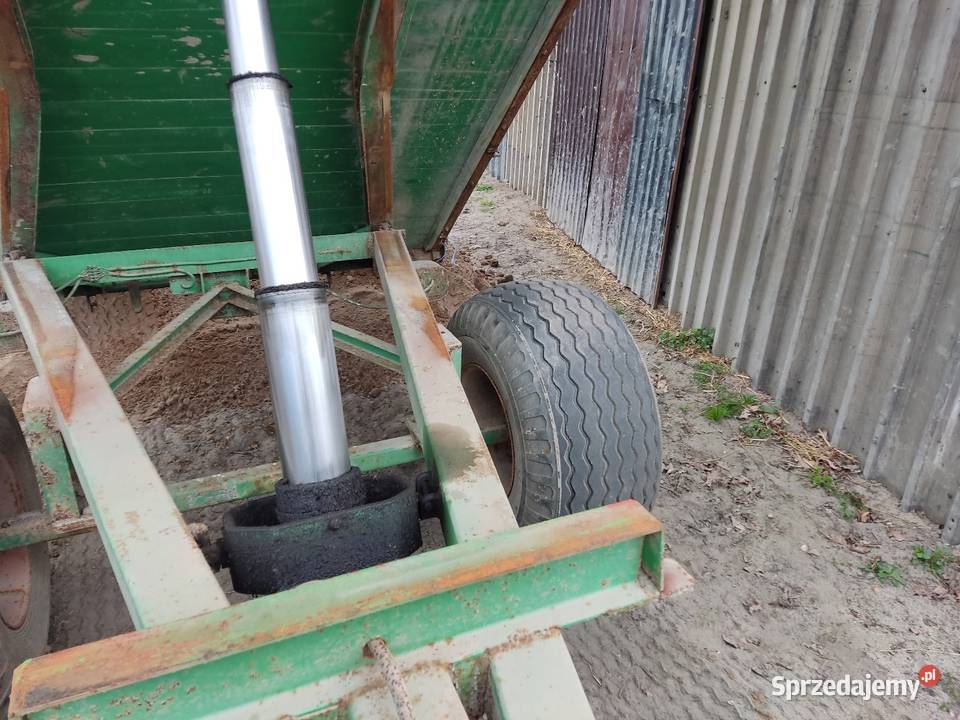 Przyczepa jedno osiowa wywrotka