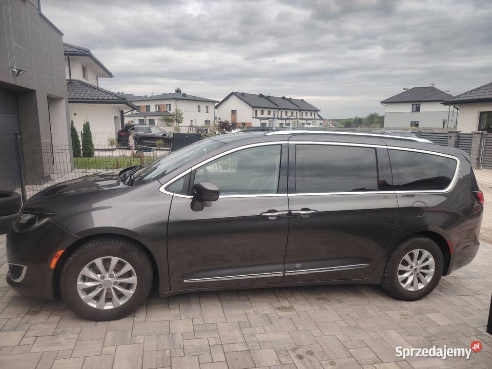 Chrysler Pacifica 2019 Benzyna LPG niski aluminiowe felgi