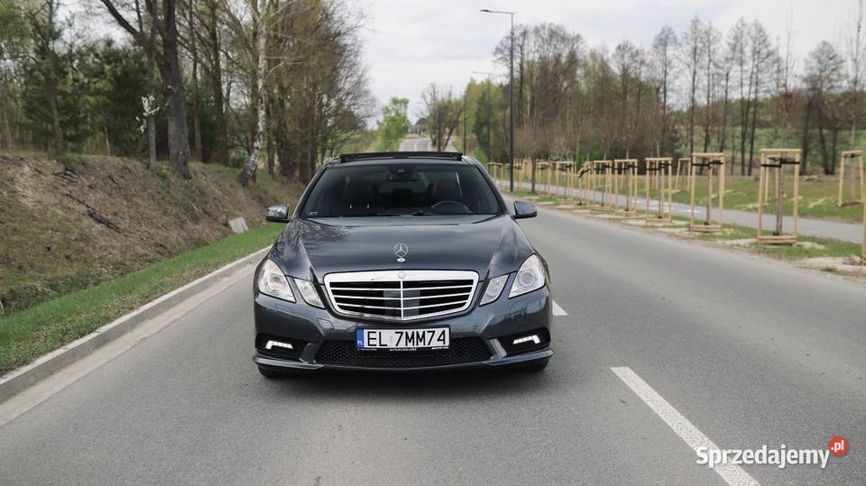 MercedesBenz W212 E550 55 V8 nieuszkodzony Klasa E Łódź sprzedam