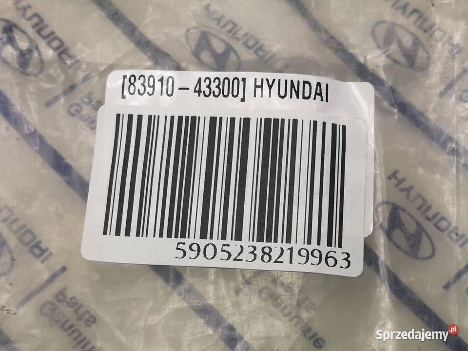 LISTWA TABLICY REJESTRACYJNEJ HYUNDAI H100 2003 sprzedam