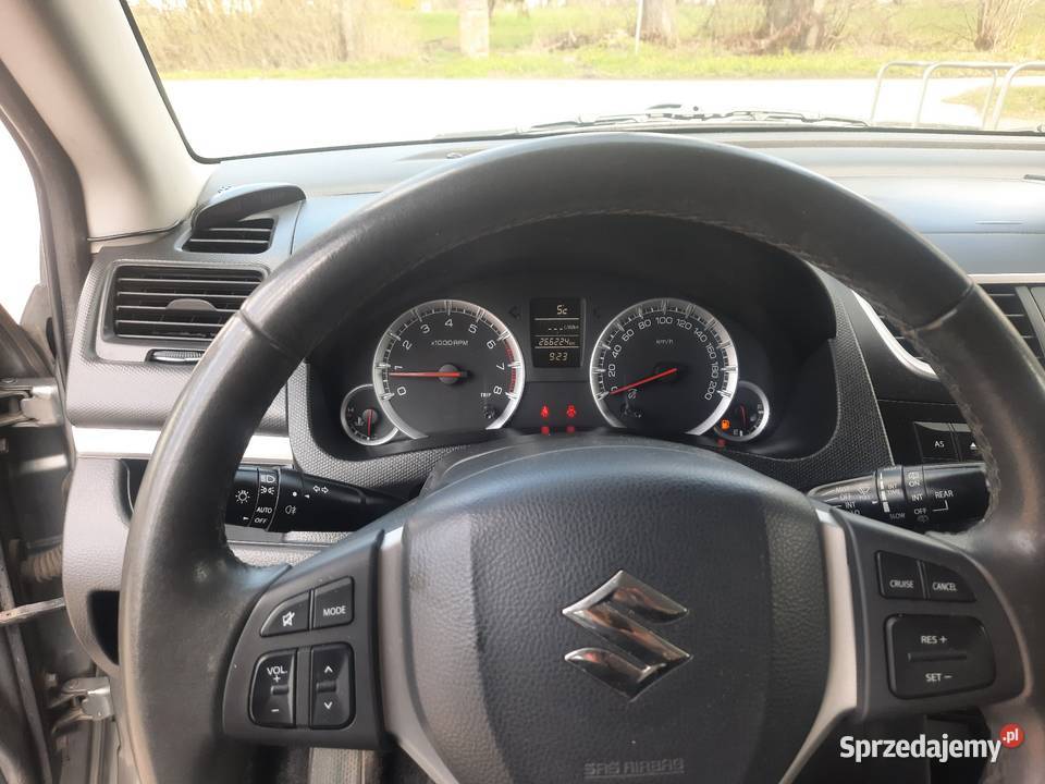 Suzuki Swift 1294 Klima Premium PDC światła do jazdy dziennej Jaśkowice