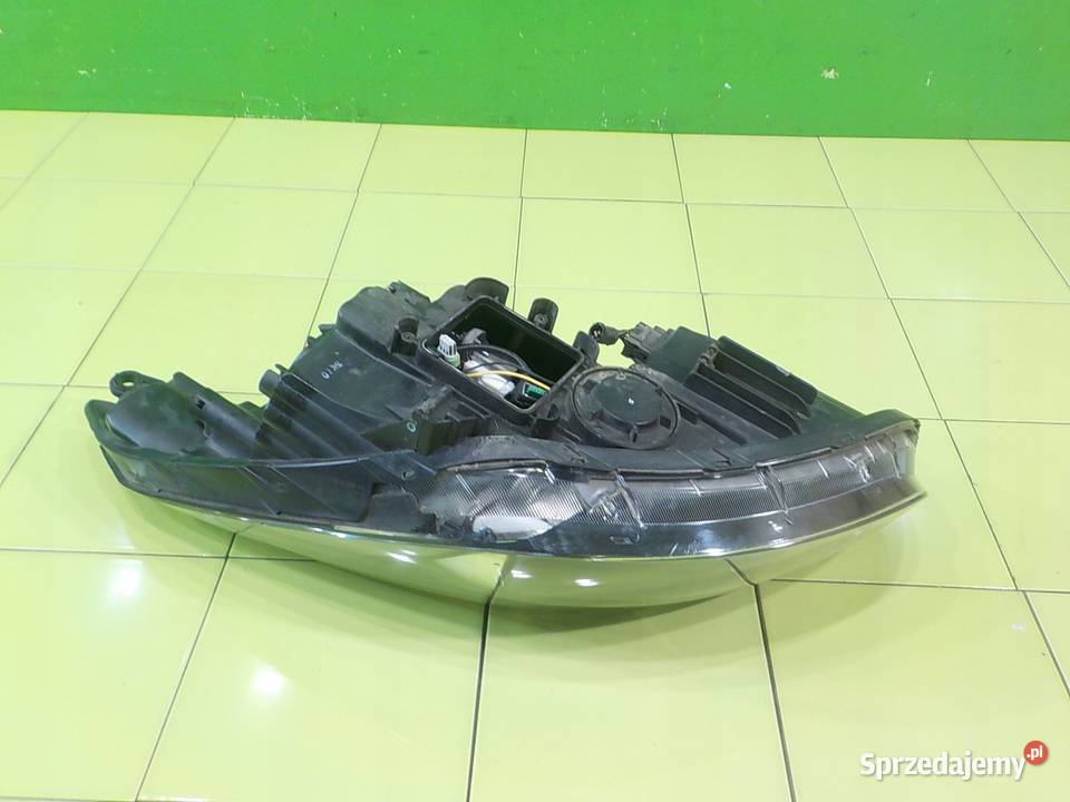 HYUNDAI ix35 I LIFT 20 CRDI 14r 5D XENON lampa Suków