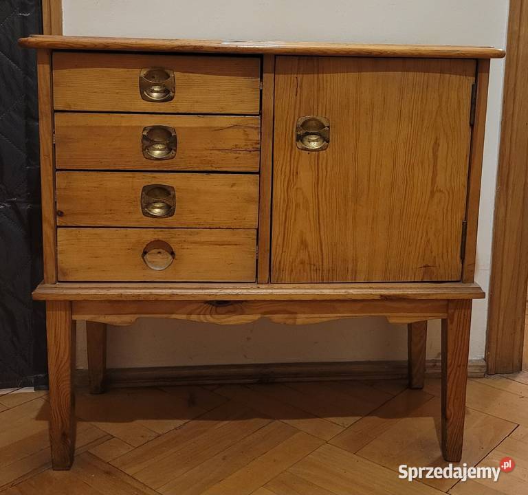 Drewniana komódka 350zl
Wysyłka Pozostałe wielkopolskie