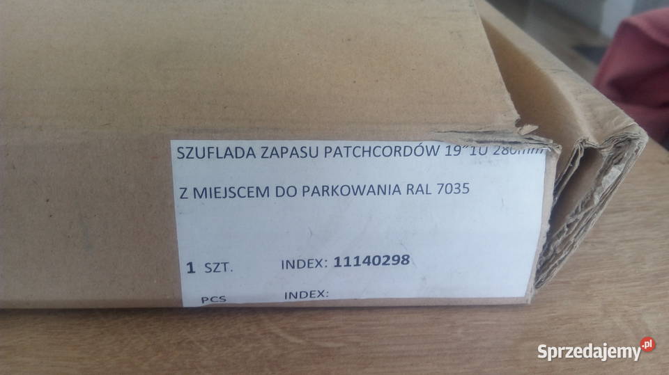 Szuflada zapasu patchcordów 19 1U