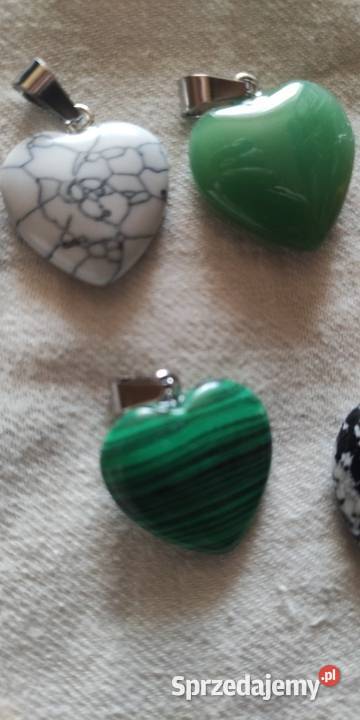 Przywieszki serduszka z kamienia naturalnego