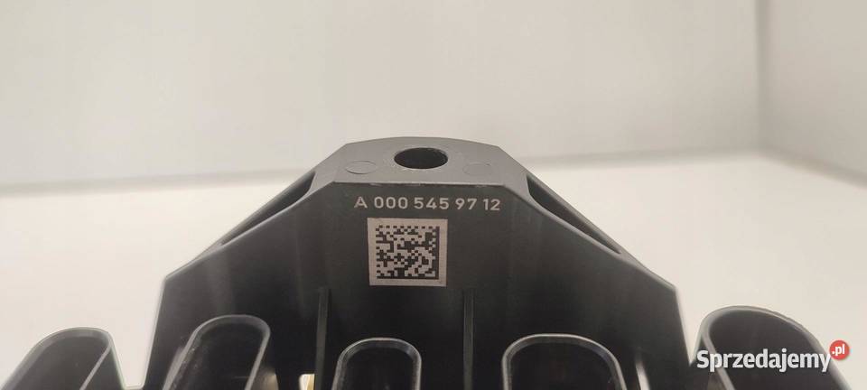 MERCEDES W213 VITO ROZDZIELACZ PRĄDU A0005459712 osobowe Skrzynki bezpieczników