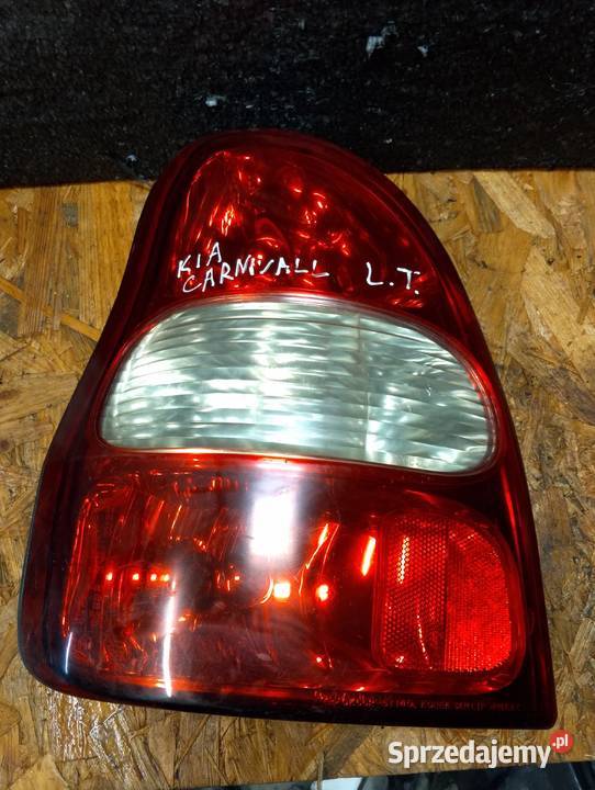 Kia carnivall lampa lewy tył